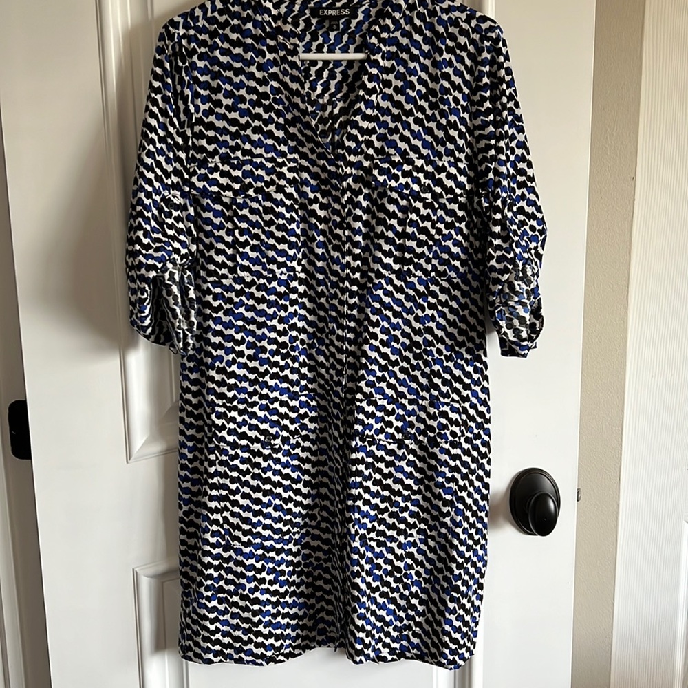 Express Quarter Sleeved Dress